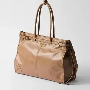 Prada Сумка большого размера из кожи Pale Pink - фото 3