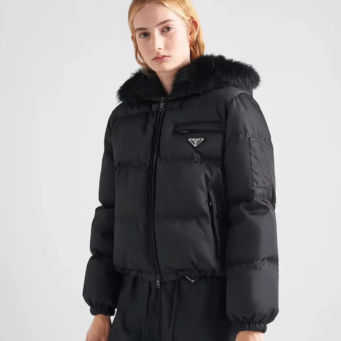 Prada Пуховая куртка из габардина Re-Nylon - фото 3