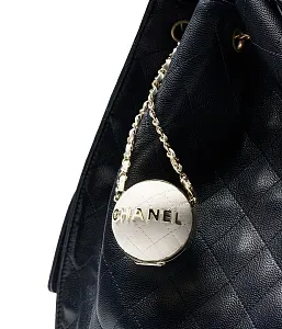 Chanel Брелок для сумочки White - фото 3