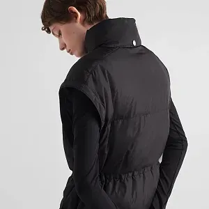 Prada Пуховик из Re-Nylon - фото 4