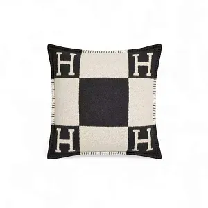 Hermès Подушка Avalon 50 см Ecru / Gris Fonce - фото 1