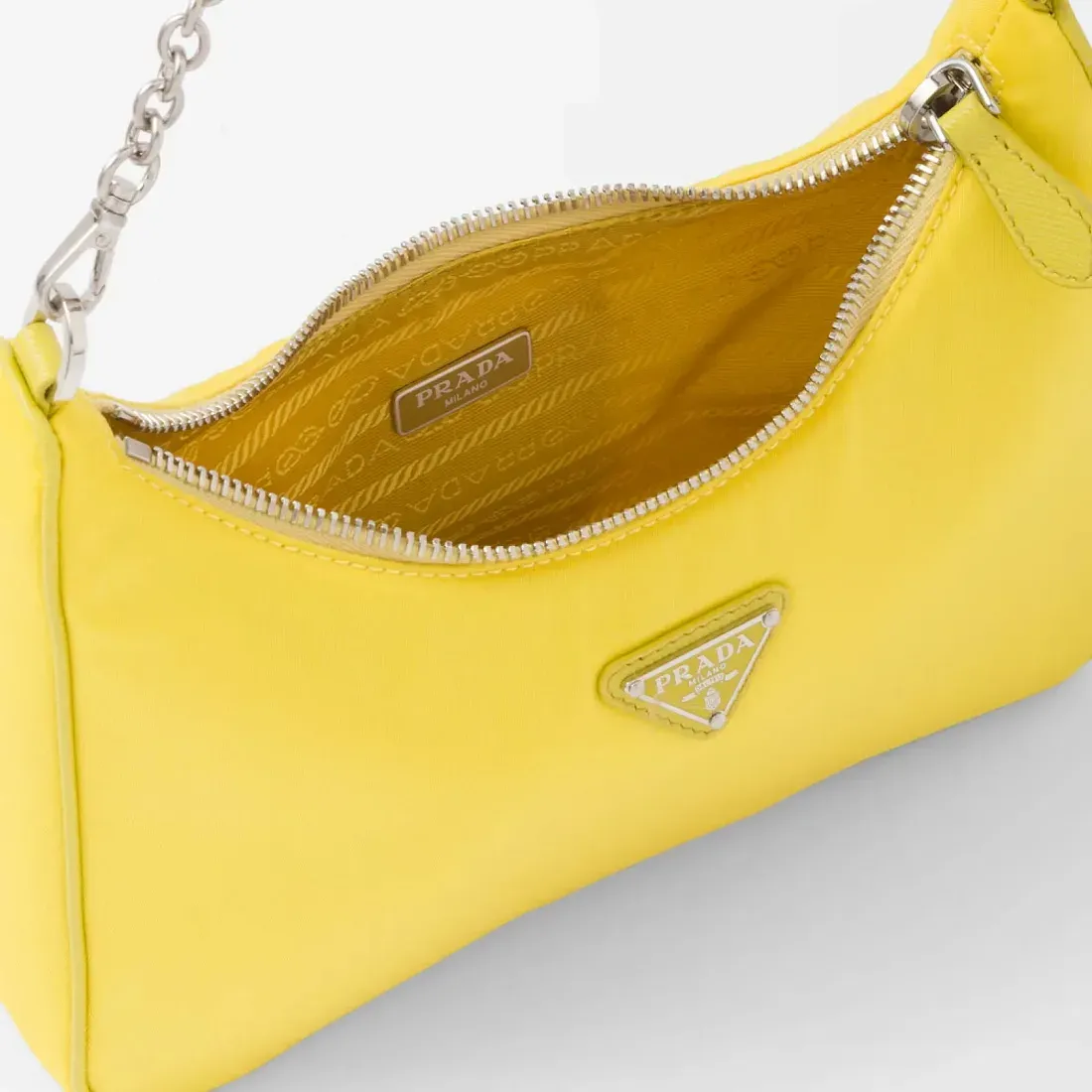 Prada Сумка Re-Edition 2005 из Re-Nylon Citron Yellow - фото 6