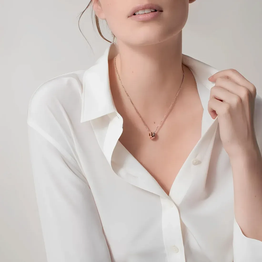Cartier Кулон Love, 6 diamonds - фото 2