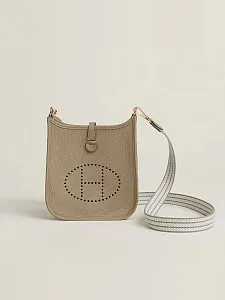 Hermès Сумка Evelyne 16 Beige Marfa Gris Pale Clemence Gold Hardware - фото 1