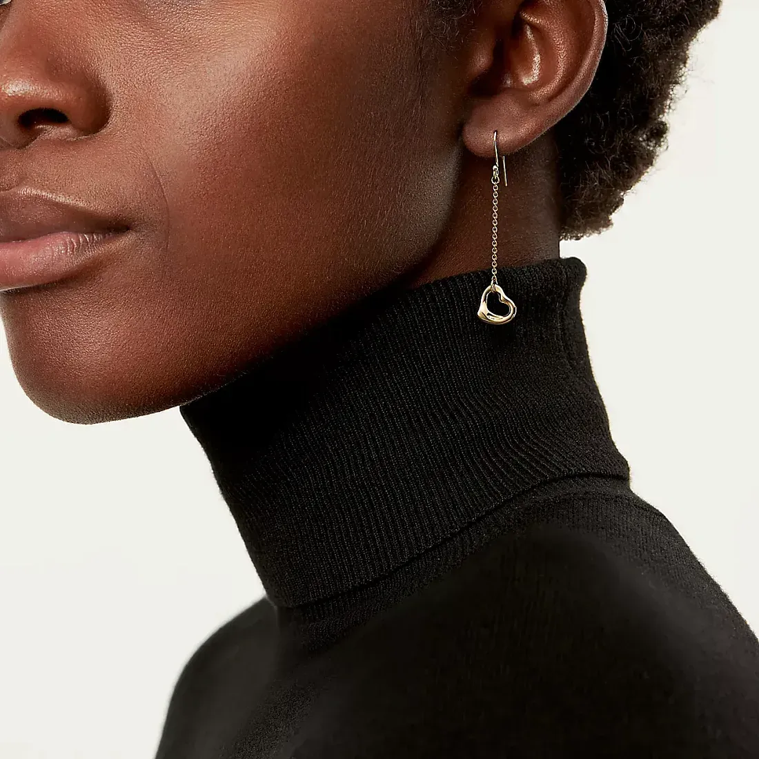 Tiffany & Co. Серьги Elsa Peretti Open Heart Earrings in Yellow Gold - фото 2