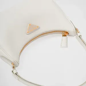 Prada Мини-сумка Re-Edition из сафьяновой кожи White - фото 6