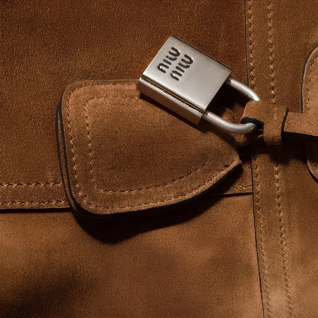 Miu Miu Сумка Suede bag Cocoa Brown - фото 5