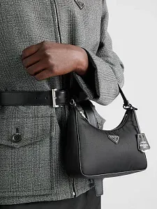 Prada Mини-сумка из Re-Nylon и сафьяновой кожи Re-Edition 2005 Pale Blue - фото 14