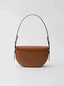 Prada Кожаная сумка Arque с клапаном Cognac - фото 5