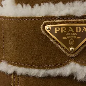 Prada Тапочки из замши теленка и овчины Cinnamon - фото 7