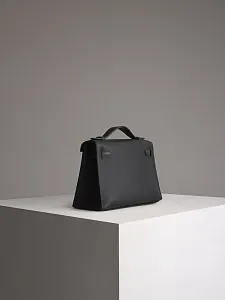 Hermès Сумка Pochette Kelly Mini Black Swift Gold Hardware - фото 6