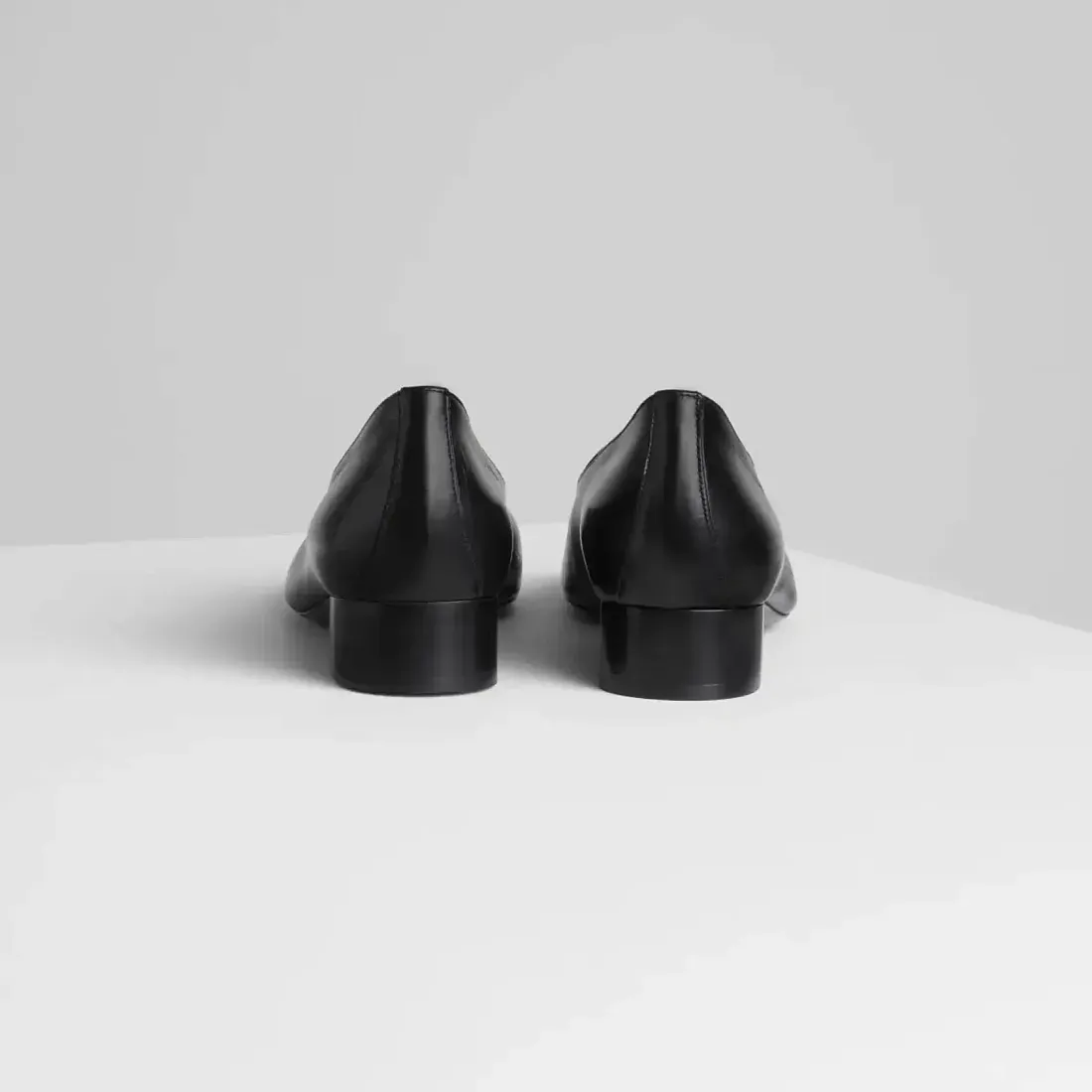Phoebe Philo Кожаные слиперы Black - фото 4