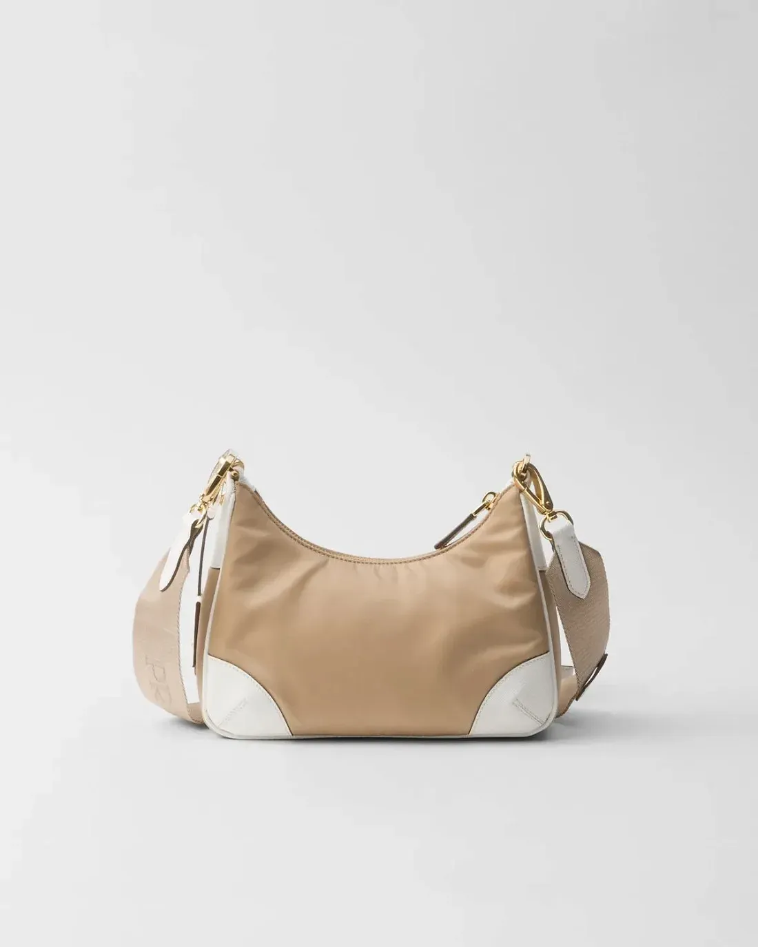 Prada Сумка Re-Edition 2005 Re-Nylon и Saffiano из кожи с подвеской Camel/White - фото 2
