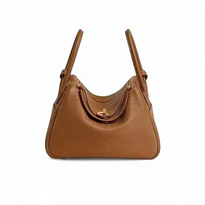Hermès Сумка Lindy 26 Gold Clemence Gold Hardware - фото 1