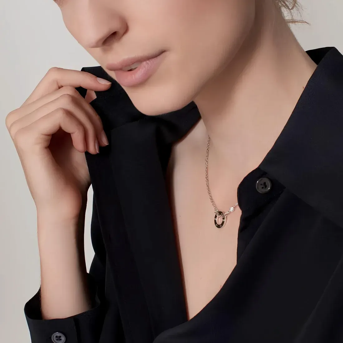 Cartier Кулон Love, 2 diamonds White Gold - фото 2