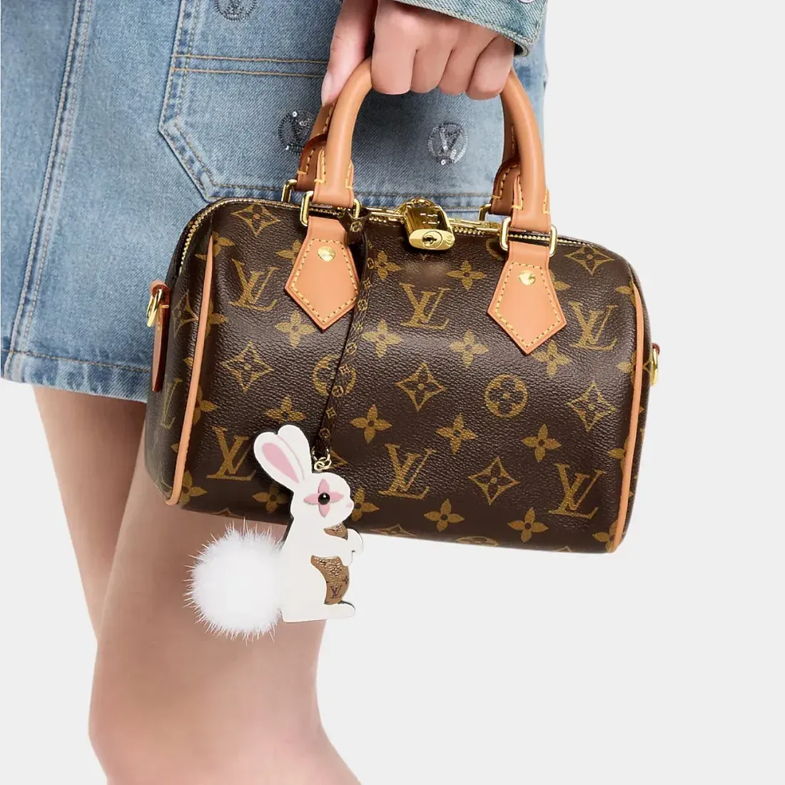 Louis Vuitton Брелок для сумки Furry Friend - фото 2