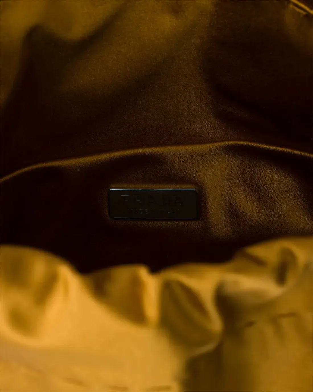 Prada Сумка Wish silk duchesse pouch - фото 4