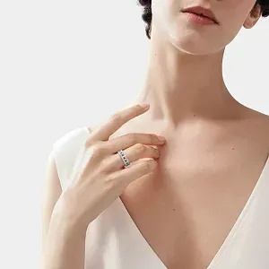 Tiffany & Co. Обручальное кольцо T True Wide Ring in White Gold with Pave Diamonds - фото 2