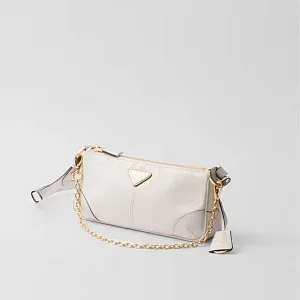 Prada Re-Edition 2002 cредняя кожаная сумка через плечо White - фото 1