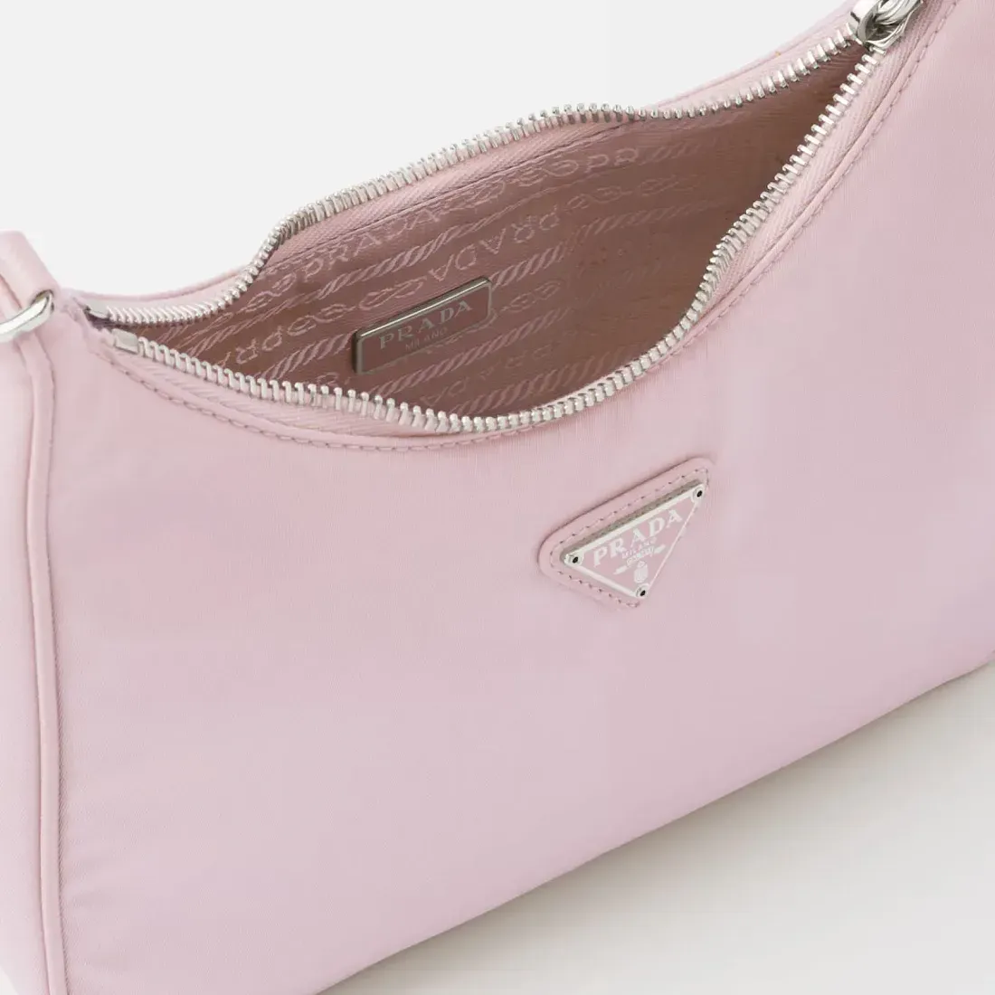 Prada Сумка Re-Edition 2005 из Re-Nylon Alabaster Pink - фото 7