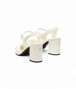 Chanel Кожаные слингбэки Ivory/Black - фото 2