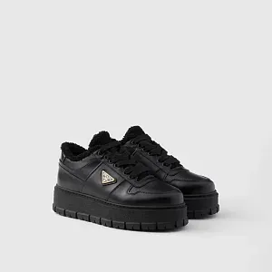 Prada Кожаные кроссовки Black - фото 1