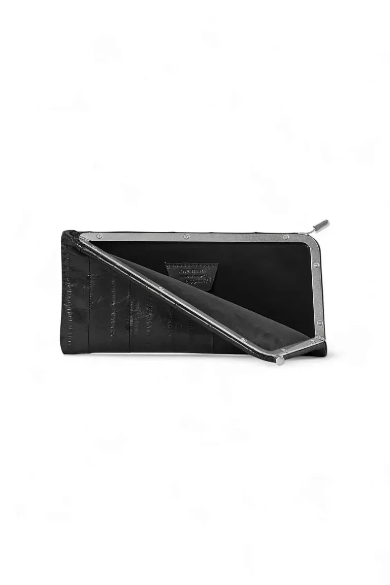 Футляр для солнцезащитных очков Clasp Black из кожи угря The Row - фото 2