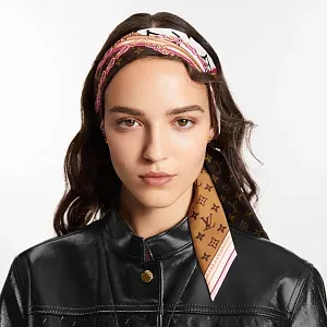 Louis Vuitton Шелковая лента Ultimate Monogram BB Black - фото 2
