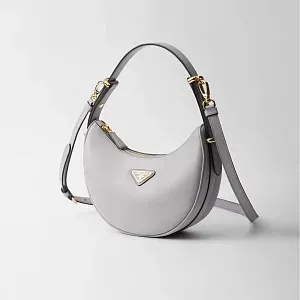 Prada Маленькая кожаная сумка через плечо Arque Granite Gray - фото 3