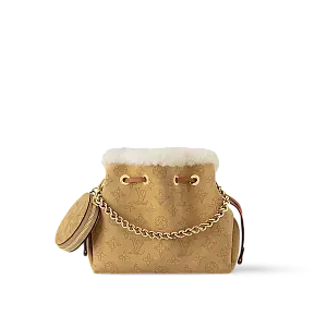 Louis Vuitton Сумка Bella - фото 1