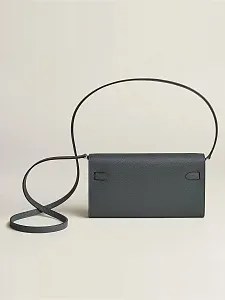 Hermès Кошелек Kelly To Go Gris Misty Jaune Milton Prunoir Epsom Palladium Hardware - фото 2