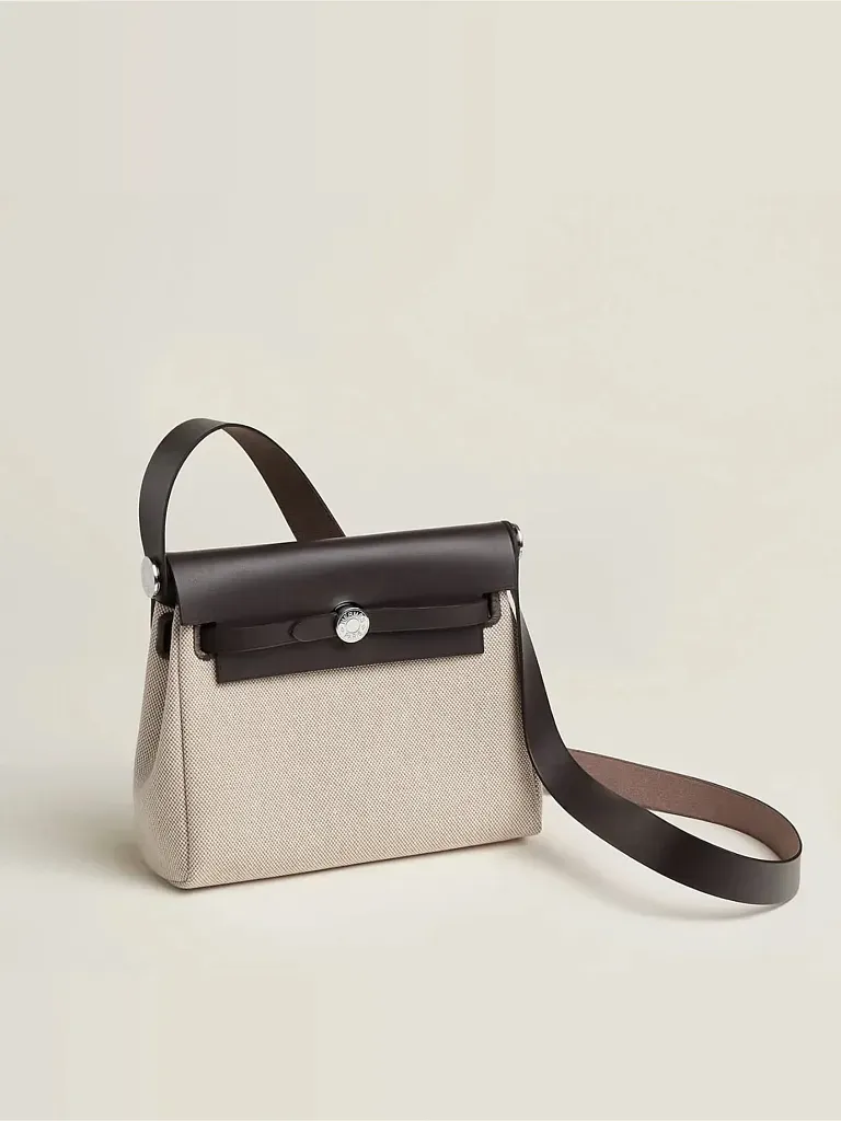Сумка Hermes Herbag Zip 20 Ecru Beige Ebene H Viking Hunter Palladium Hardware - фото 2