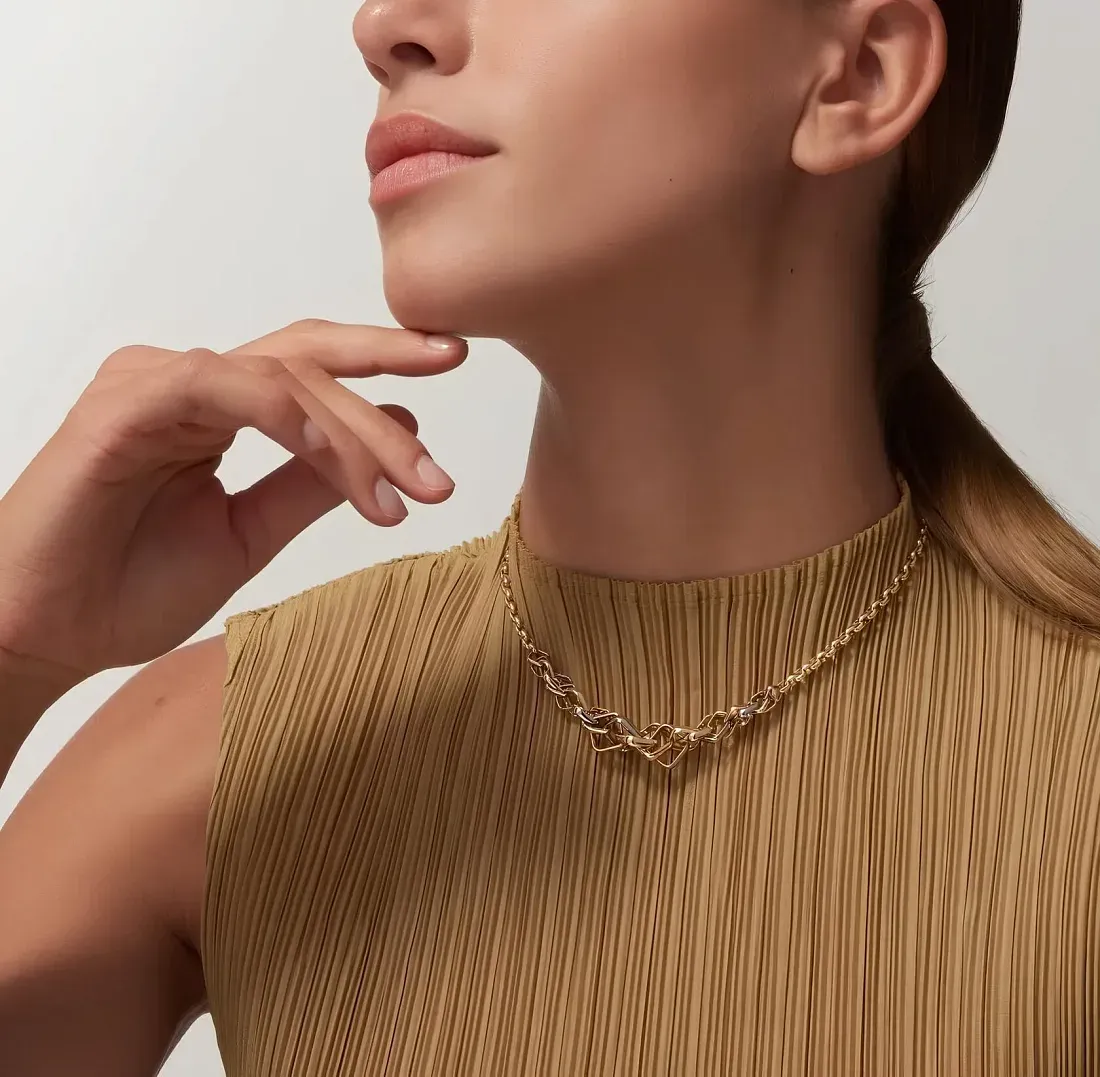 Cartier Колье Trinity, cushion-shaped, medium model - фото 2