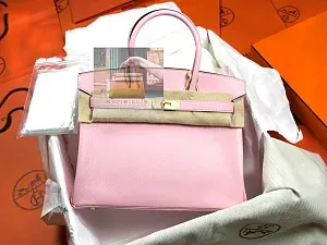 Hermès HSS Birkin 30 Rose Sakura и Rouge Casaque Chevre Brushed Gold Hardware - фото 1
