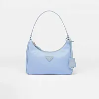 Prada Мини-сумка Re-Edition 2005 из Re-Nylon и сафьяновой кожи Light Blue - фото 1