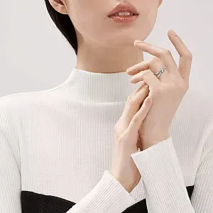 Tiffany & Co. Кольцо Knot Double Row Ring in White Gold with Diamonds - фото 2