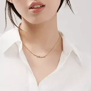 Tiffany & Co. Подвеска Knot Pendant with Diamonds Rose Gold - фото 2