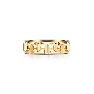 Tiffany & Co. Кольцо T True Wide Ring Yellow Gold - фото 1