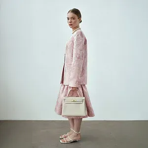 Hermès Cумка Kelly 28 Craie Togo Gold Hardware - фото 2