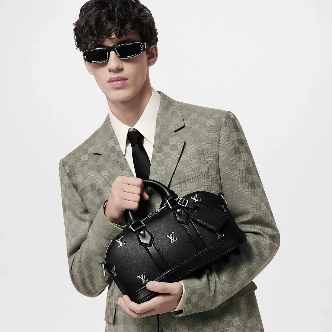 Louis Vuitton Сумка Alma East West - фото 2