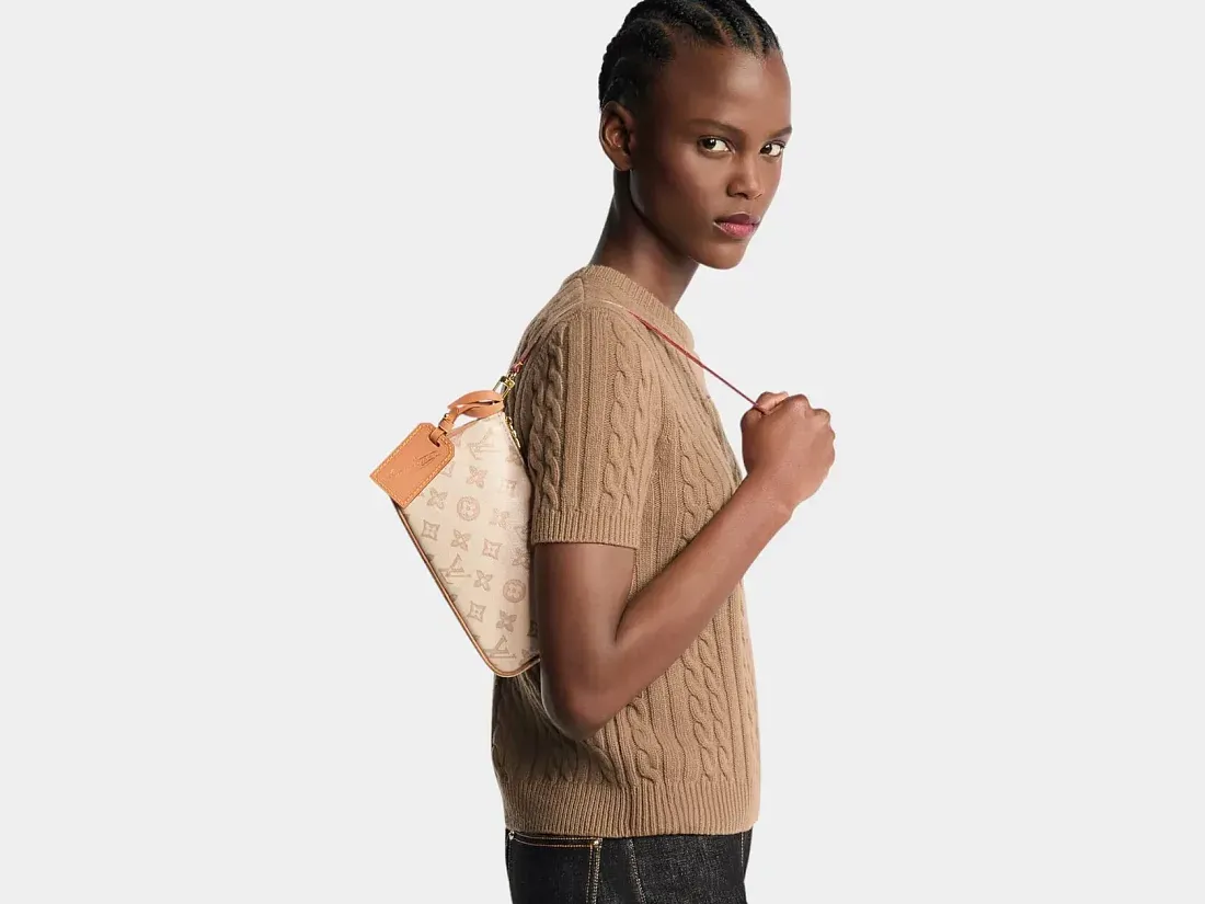 Louis Vuitton Сумка Pochette Accessoires NV Beige - фото 2