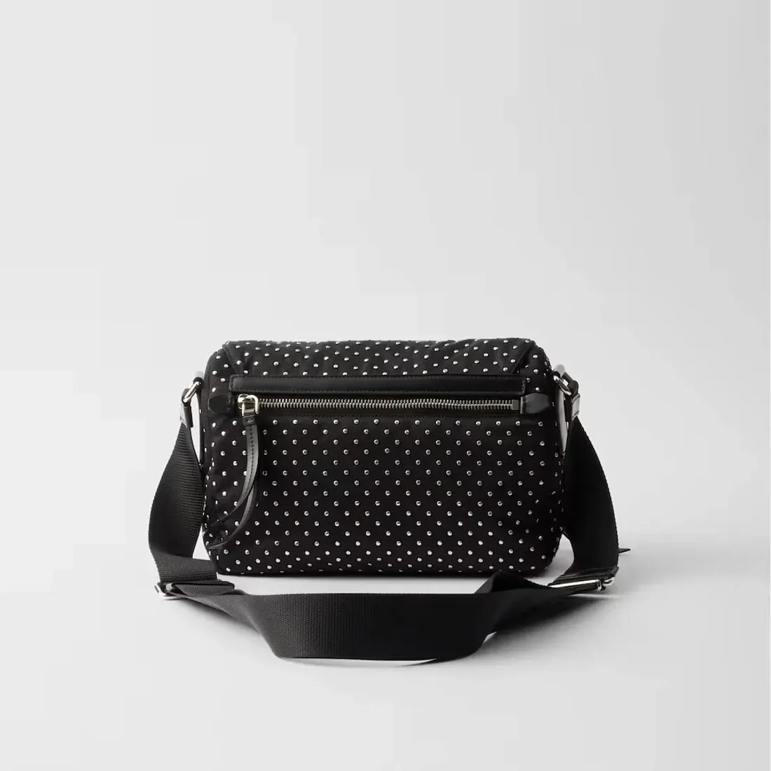 Prada Сумка на плечо из Re-Nylon с заклепками - фото 3