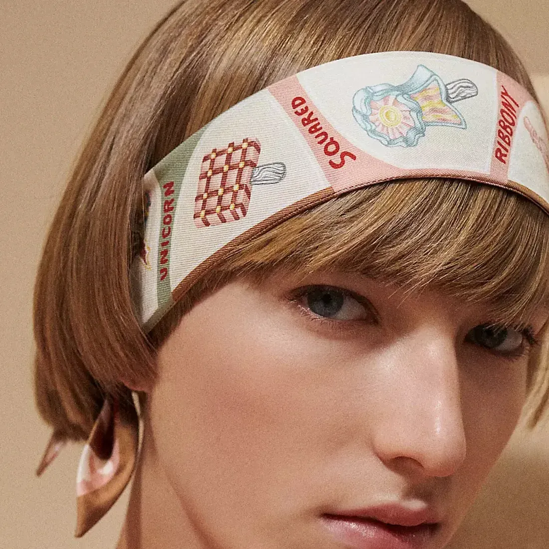Hermès Шелковая лента Funny Ice Cream Twilly Beige / Creme / Vert Amande - фото 2