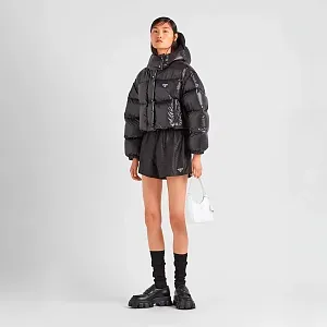 Prada Укороченный пуховик-трансформер из Re-Nylon - фото 2