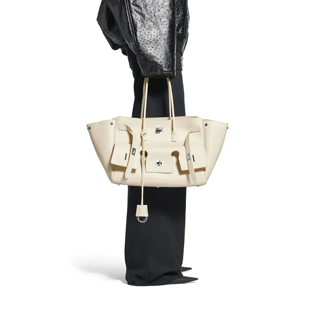 Balenciaga Сумка Bel Air среднего формата Soya - фото 2