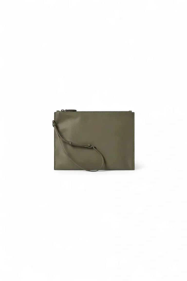Клатч Wristlet Pouch Black из кожи The Row Sage - фото 1