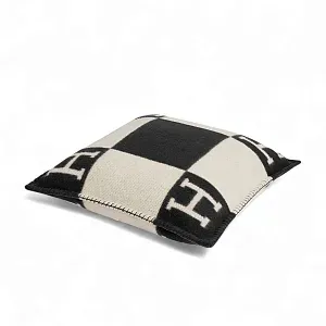 Hermès Подушка Avalon 70 см Ecru / Gris Fonce - фото 3