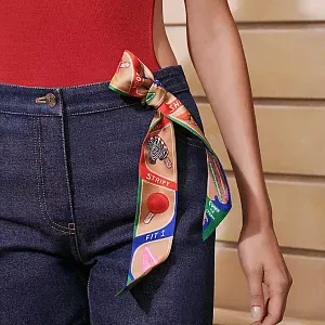 Hermès Шелковая лента Funny Ice Cream Twilly Beige Dore / Emeraude / Rouge - фото 2