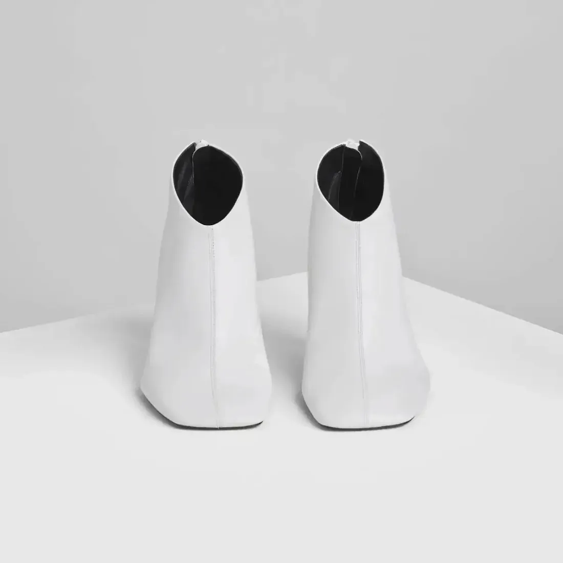 Phoebe Philo Мягкие ботильоны 90 White - фото 2