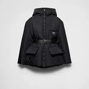 Prada Пуховая куртка с капюшоном из Re-Nylon - фото 1